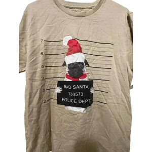 Bad Santa PUG Tan T-Shirt DENIM & FLOWER‎ w/RICKY SINGH Celebrate Holiday Size L